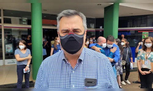 'Cuidado e foco na vacina', alerta Beto Preto sobre Ômicron