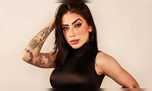 De fio-dental, MC Mirella aparece dançando em festa