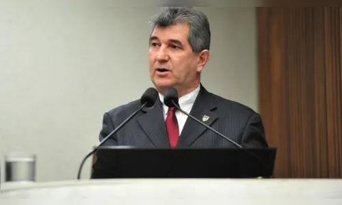 Deputado Bazana apresenta primeiro projeto na Alep