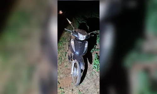 Mulher fica ferida em queda de moto na PR-466, em Ivaiporã