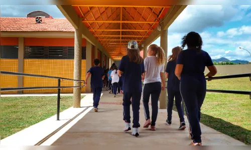 Evasão escolar recua na região em 2021