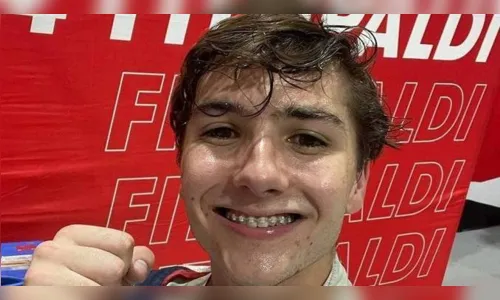 F2: Consciente após batida, Enzo Fittipaldi é hospitalizado