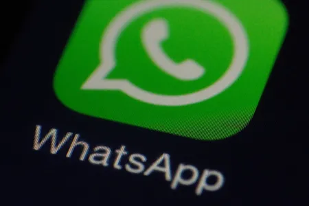 Homem cai em golpe após negociar carro pelo WhatsApp