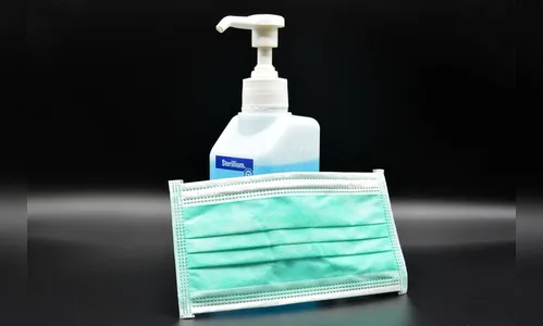 Homem com covid é multado em R$3 mil por sair sem máscara