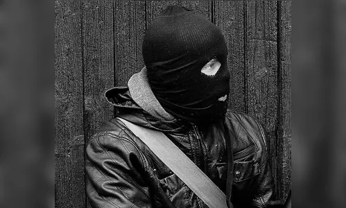 Homem é roubado e amarrado por assaltantes em Apucarana