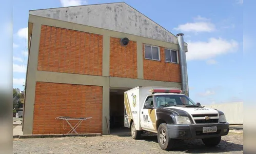 Homem foge depois de matar filho a facadas em Castro