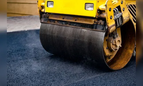 Homem morre atropelado por rolo compressor no Paraná