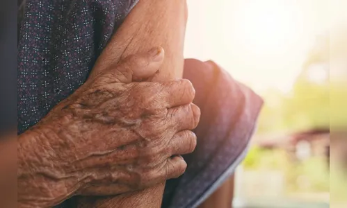 Idosa é ameaçada de morte pelo filho e aciona a PM