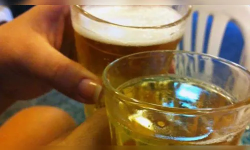 Jovem é preso por fornecer bebida alcoólica para menores