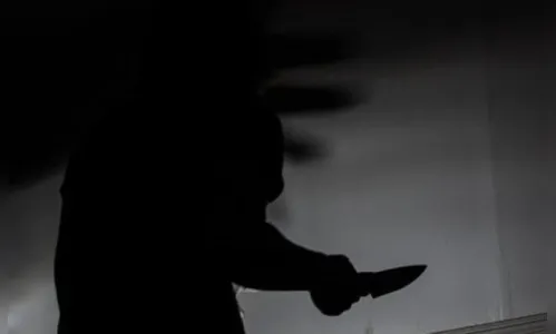 Pai acusa homem de ter mexido com filha e acaba esfaqueado