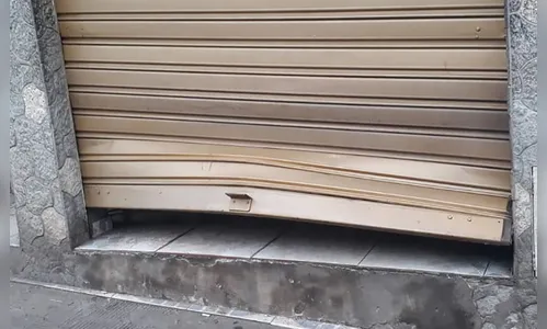 Homem arromba bar para furtar bebidas  em Godoy Moreira