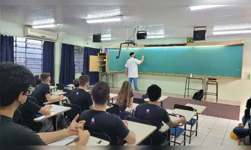 Inflação pressiona mensalidades das escolas em 2022