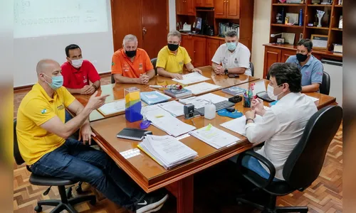 Junior da Femac recebe dirigentes do Paraná Esporte