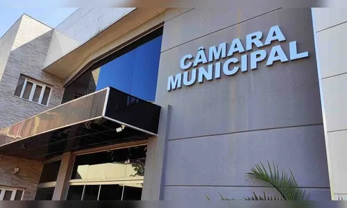 Justiça suspende sessão que investiga vereadora de Ivaiporã