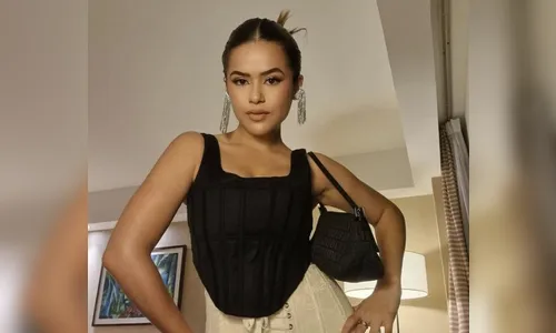 Maisa aposta em look sensual com corset e saia-espartilho