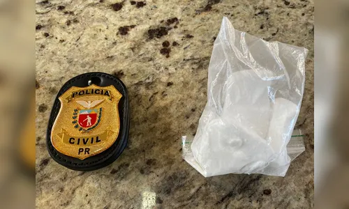 Morador de Novo Itacolomi recebe drogas e acaba preso