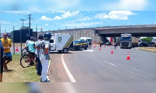 Motociclista morre em grave acidente na BR-376