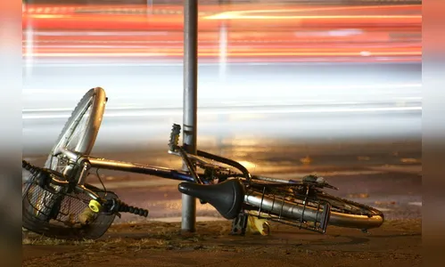 Motorista atropela adolescente em Arapongas e foge do local