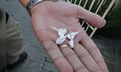 Mulher é presa com cocaína no Conjunto Ulisses Guimarães