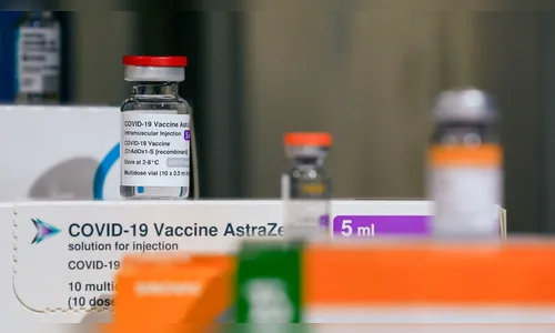 Ômicron: 3ª dose da AstraZeneca protege contra variante