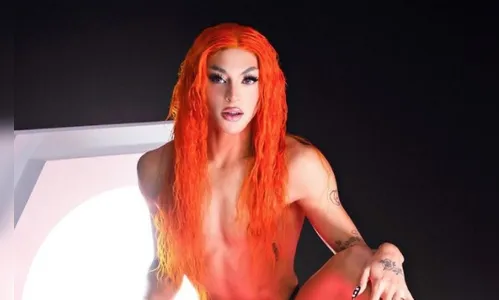 Pabllo Vittar mostra rosto com curativos após procedimento