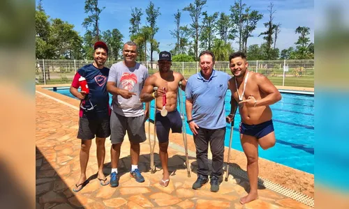 Paratleta olímpico realiza treino em Arapongas