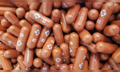 Pfizer aponta 90% de eficácia de comprimido contra Covid-19