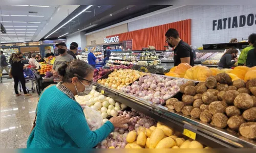 Preço da cesta básica cai 2,3% em Apucarana