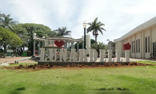 Prefeito anuncia casas em Lunardelli