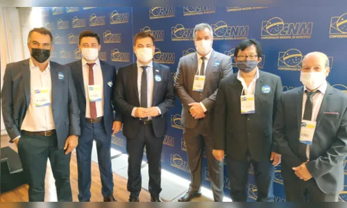 Prefeitos do Vale engrossam movimento em Brasília