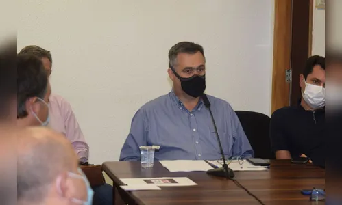 Secretário discute ações de apoio aos municípios do Litoral