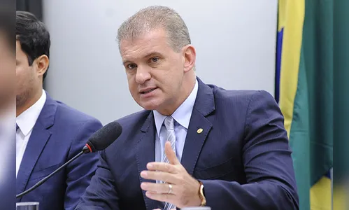 TSE cassa mandato do deputado federal Evandro Roman