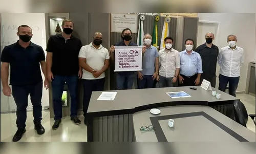 Vereadores unidos pelo fim da violência contra as mulheres