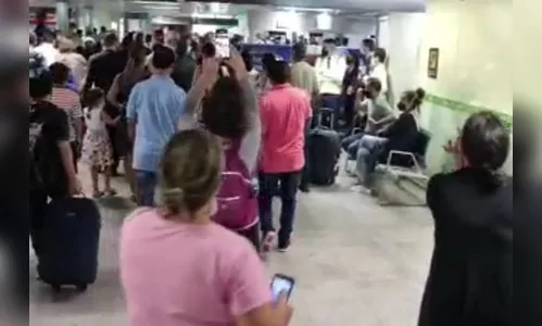 Vídeo: Sergio Moro é hostilizado ao desembarcar em aeroporto