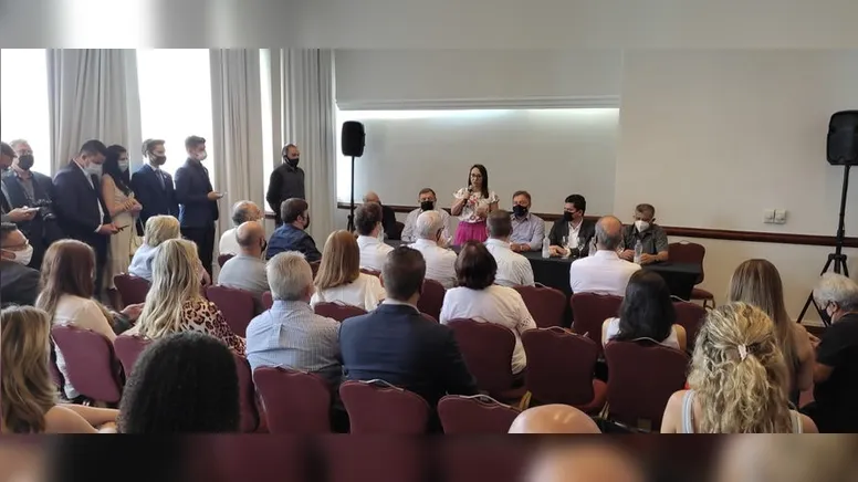 Imagem ilustrativa da notícia Álvaro Dias assume comando estadual do Podemos