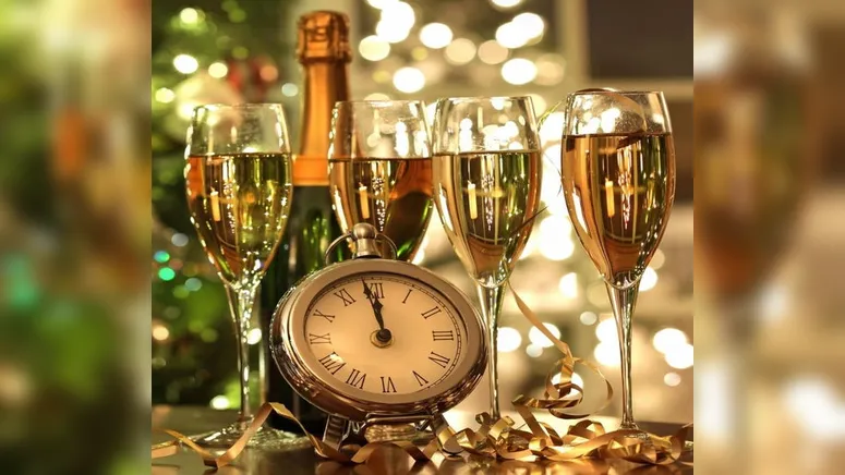 Imagem ilustrativa da notícia As doze badaladas do relógio anunciam a chegada de 2022