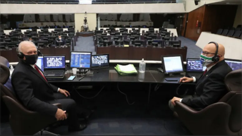 Imagem ilustrativa da notícia Assembleia retoma trabalhos com mais medidas restritivas