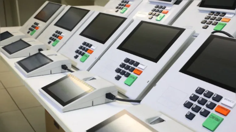 Imagem ilustrativa da notícia TSE prepara novo modelo de urna para eleição 2022