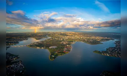 Adolescente de 17 anos que nadava em lago morre afogado