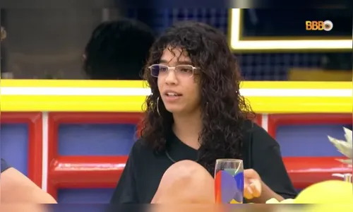 BBB: Maria diz que ela e o pai já beijaram a mesma mulher