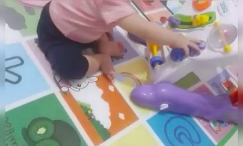 Bebê de 6 meses é vacinada com frasco inteiro da Pfizer