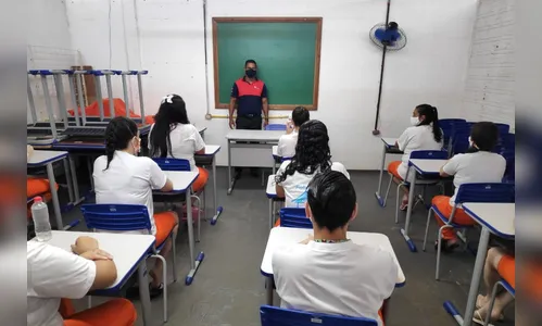 Penitenciária de Foz do Iguaçu implanta projeto de graduação