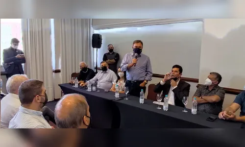Senador Álvaro Dias assume a presidência do Podemos estadual