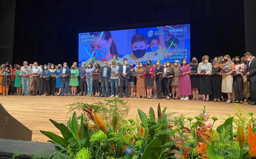 A  abertura do evento aconteceu com presença do secretário de Educação, Renato Feder, e do vice-governador, Darci Piana