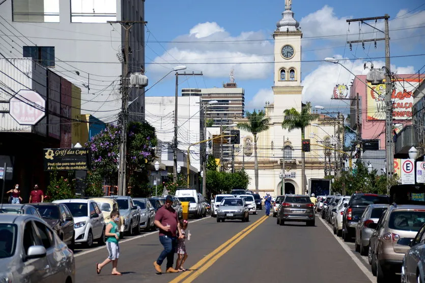 Apucarana Liquida: comércio fica aberto neste domingo (6)