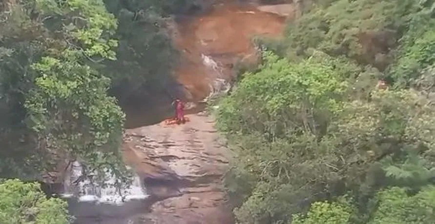 Homem morre afogado depois de descer tobogã de pedra no PR
