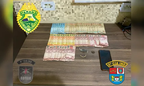 PM prende dois homens e apreende um menor por tráfico