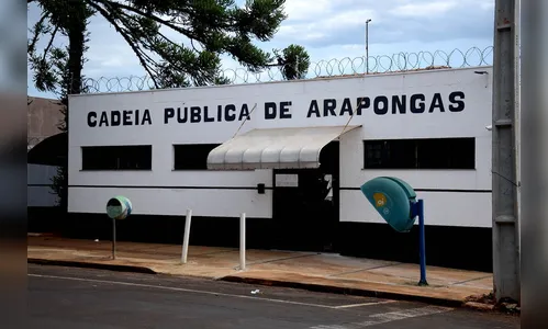 PM flagra jovens com bebidas e drogas que iriam para presos