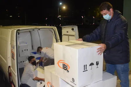 Paraná recebe 97 mil vacinas pediátricas contra a Covid-19