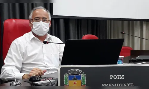 Presidente da Câmara de Apucarana comemora